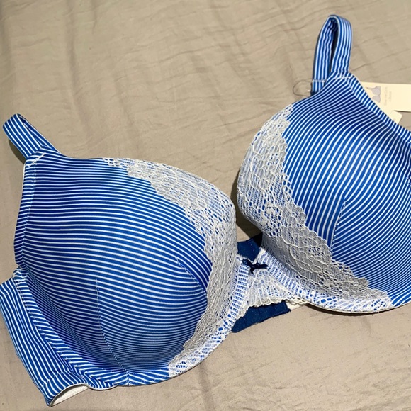 Cacique Intimates & Sleepwear Cacique Stripe Blue White Lace Smooth